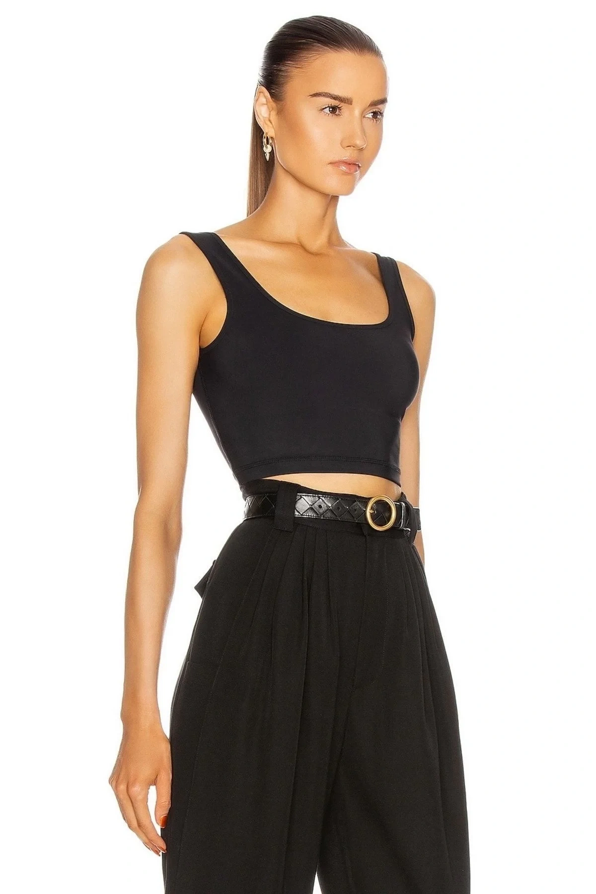 Kadın Siyah Kalın Askılı U Yaka Çift Kat Sandy Kumaş Vücudu Saran Basic Crop Top