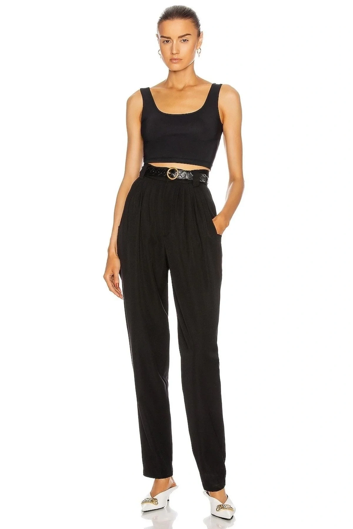 Kadın Siyah Kalın Askılı U Yaka Çift Kat Sandy Kumaş Vücudu Saran Basic Crop Top