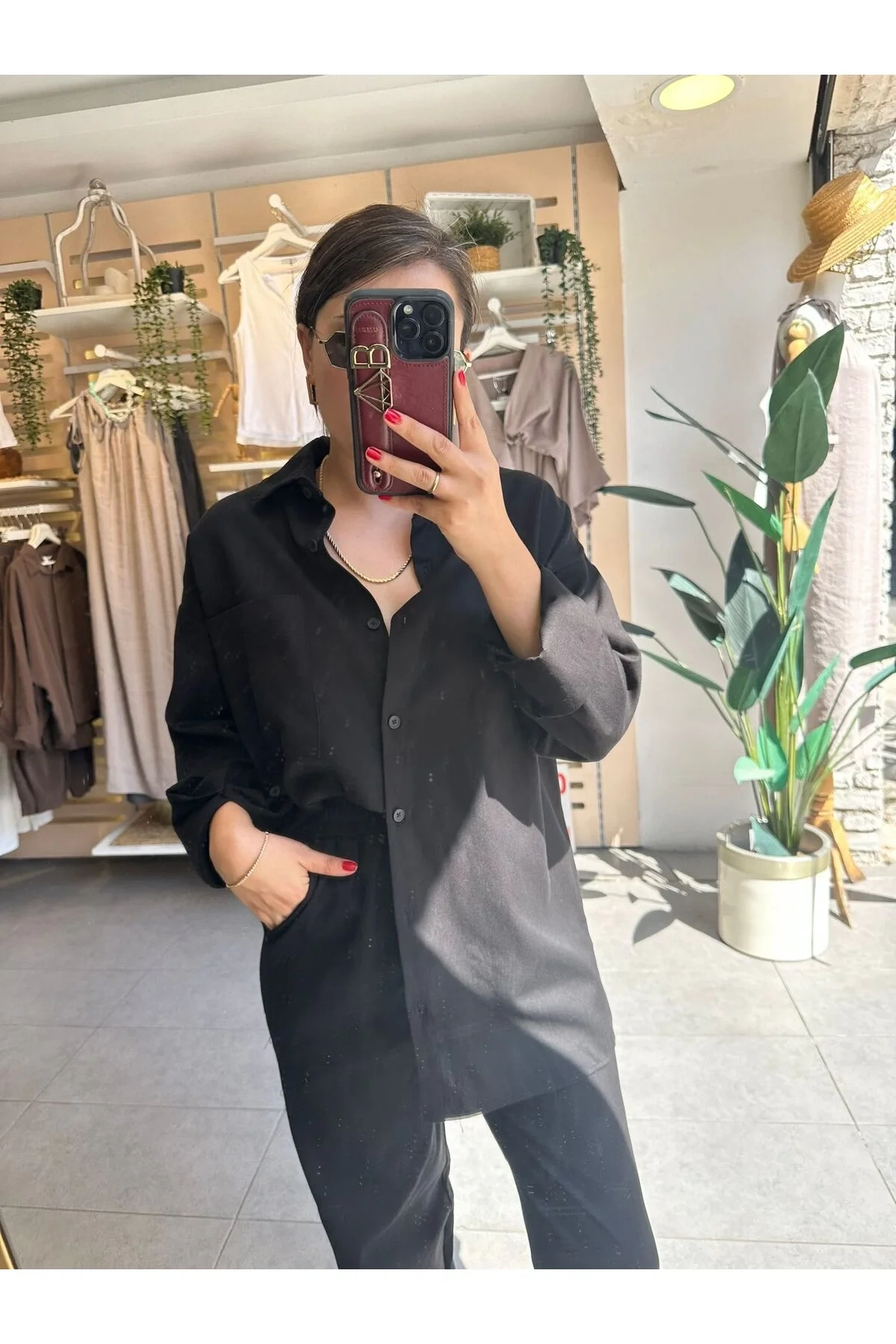 Kadın Siyah Oversize Yıkamalı Gabardin Gömlek ve Beli Lastikli Havuç Pantolon İkili Takım