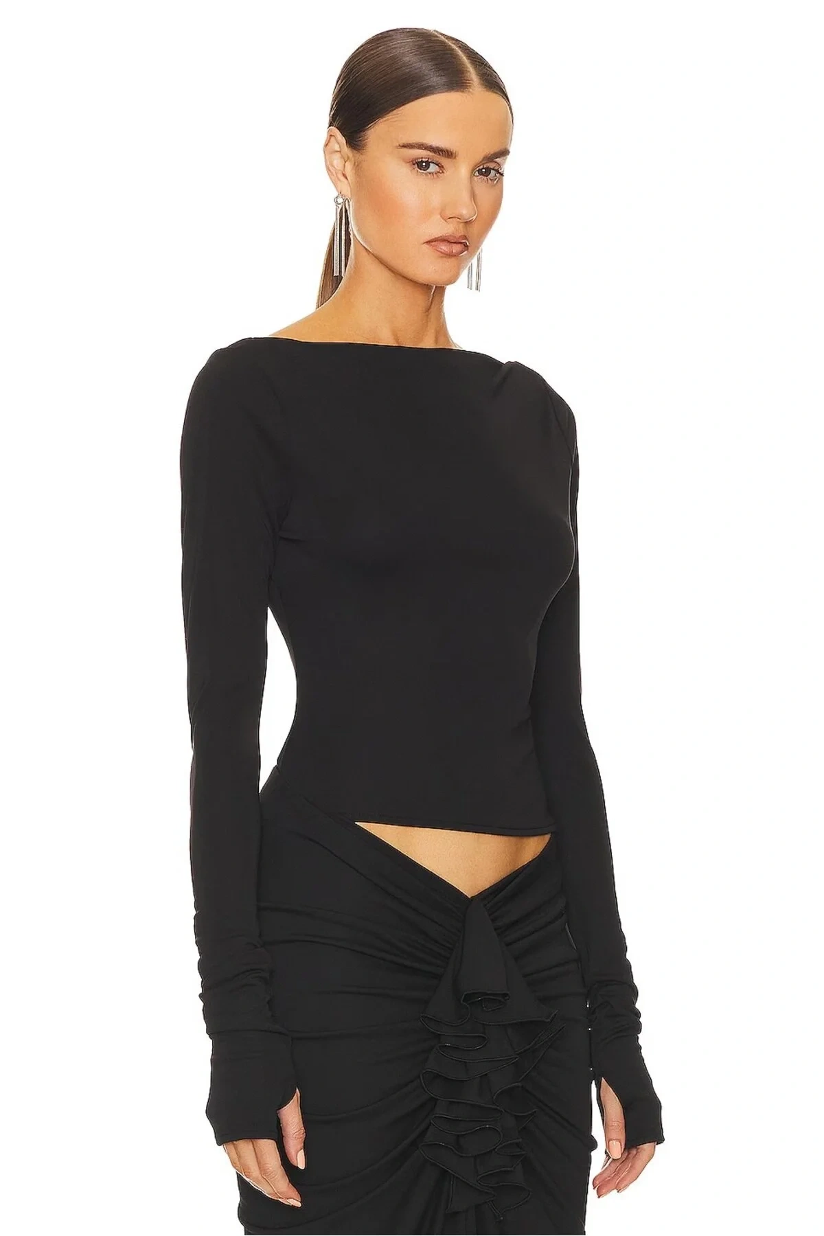 Kadın Siyah Sırt Dekolteli Kayık Yaka Uzun Kollu Parmak Geçmeli Esnek Sandy Kumaş Bluz