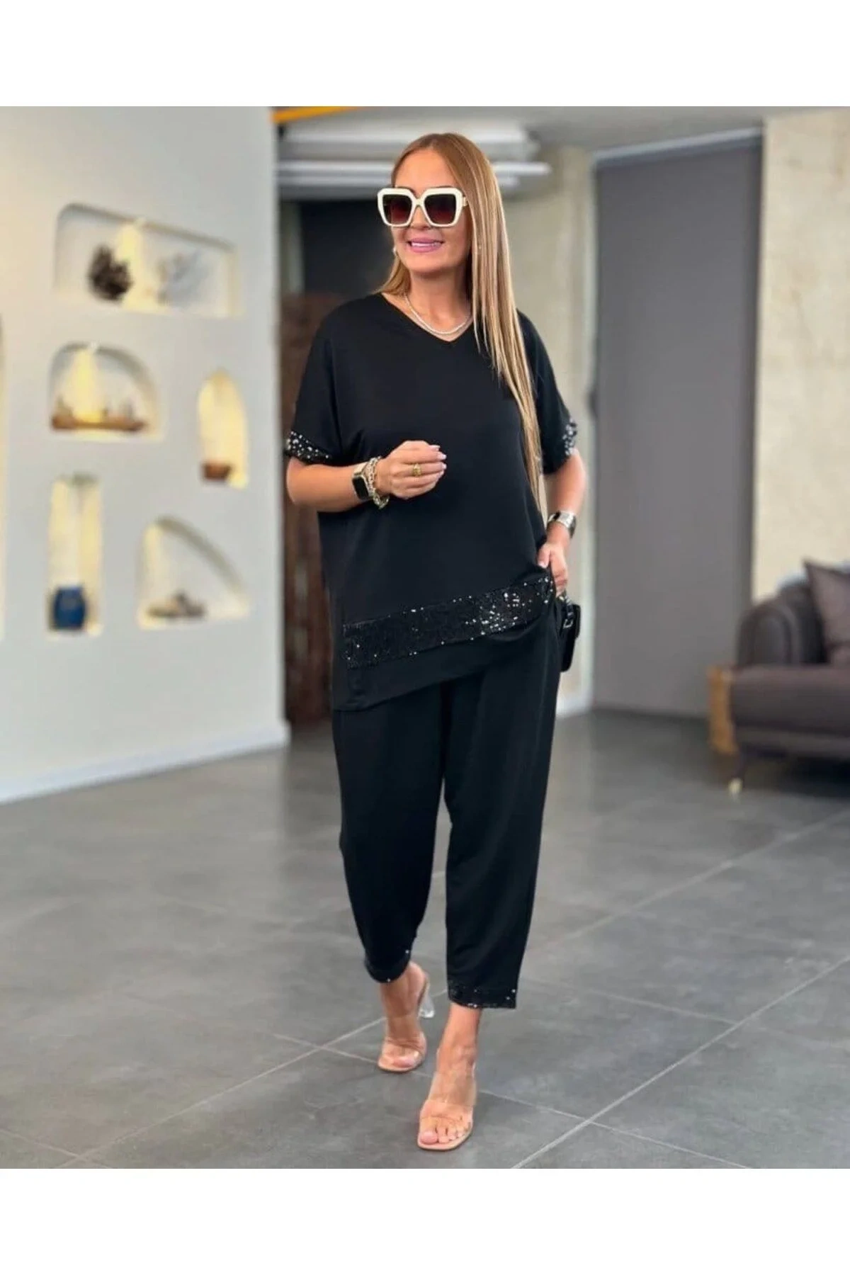 bysoca Kadın Siyah V Yaka Kol ve Paçası Payetli Tunik ve Rahat Kesim Pantolon Büyük Beden 2li Takım
