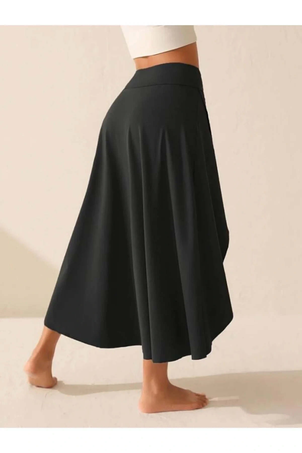 Kadın Siyah Yüksek Bel Cepli Şortlu Asimetrik Yandan Yırtmaçlı Uzun Yoga Spor Etek Skort