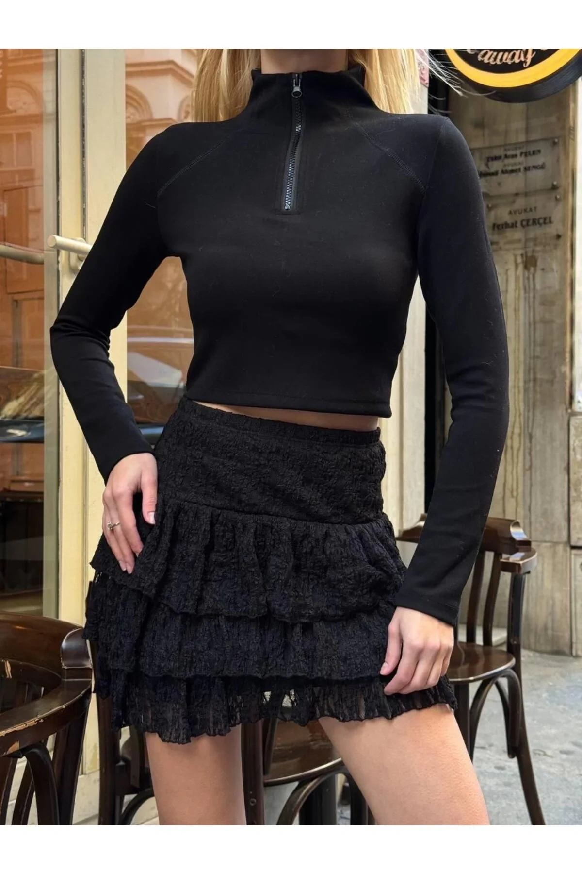 bysoca Kadın Siyah Yüksek Bel Kat Kat Fırfırlı Dantel Detaylı Mini Kısa Günlük Etek