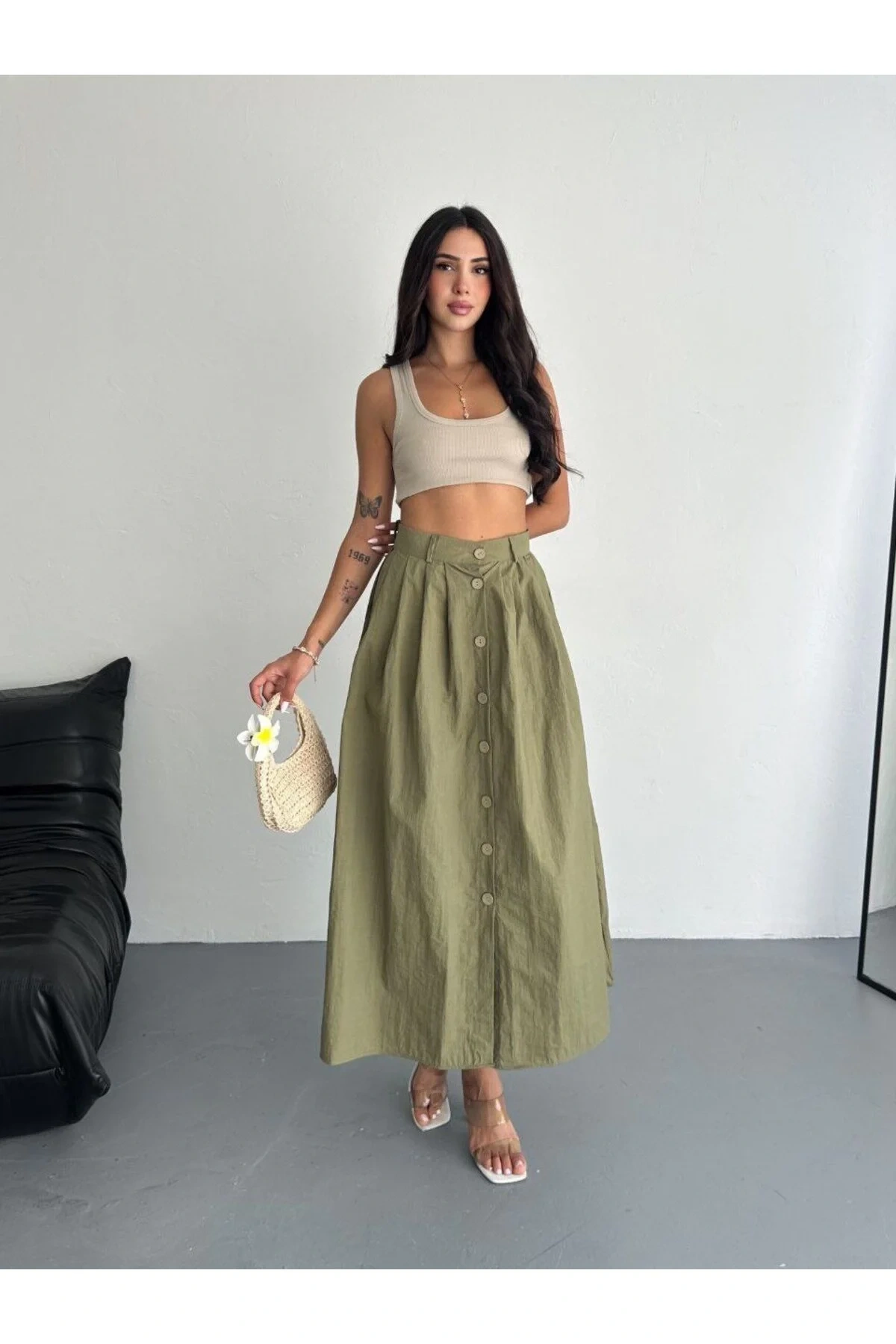 Kadın Yeşil Yüksek Bel Pileli Önden Düğmeli Yırtmaçlı Kloş Kesim Oversize Midi Poplin Etek