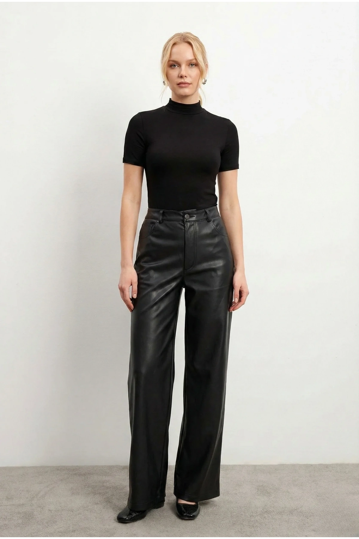 Kadın 3lü Siyah Yarım Balıkçı Yaka Kısa Kollu Esnek Pamuklu Basic Bluz