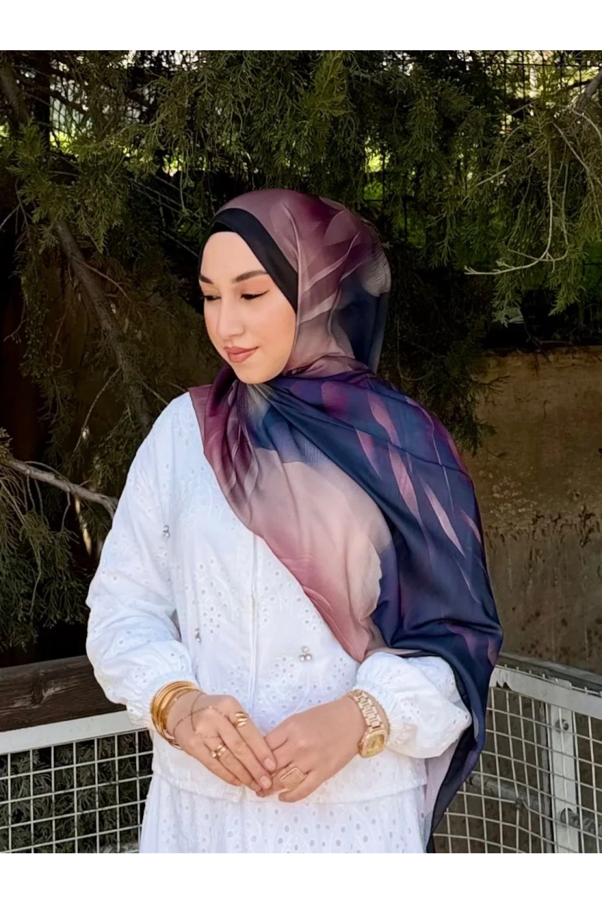 Kadın Antrasit Mürdüm Gül Desenli Pamuklu Bambu Yumuşak Dokulu Tesettür Şal