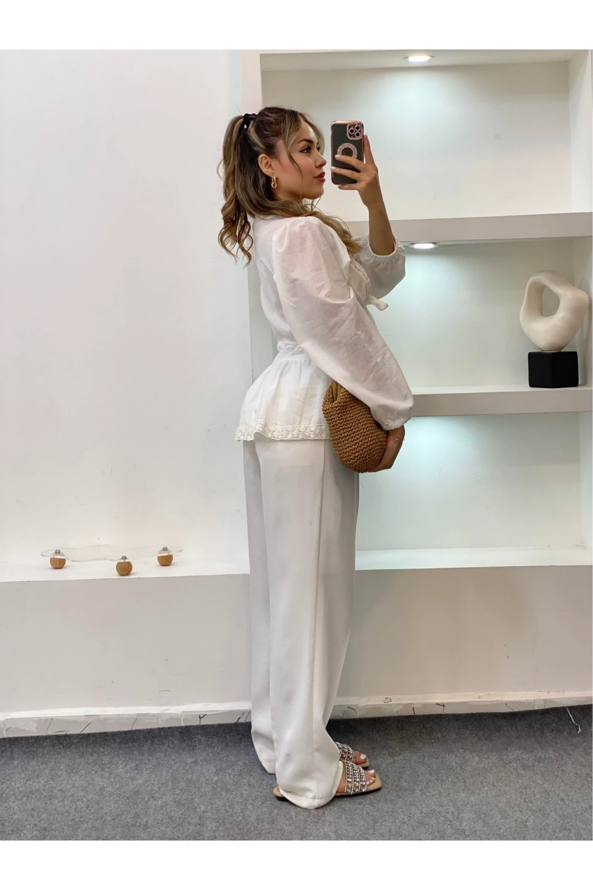 Kadın Ekru V Yaka Uzun Kollu Dantel Garni Detaylı Önden Bağlamalı Pinterest Peplum Bluz