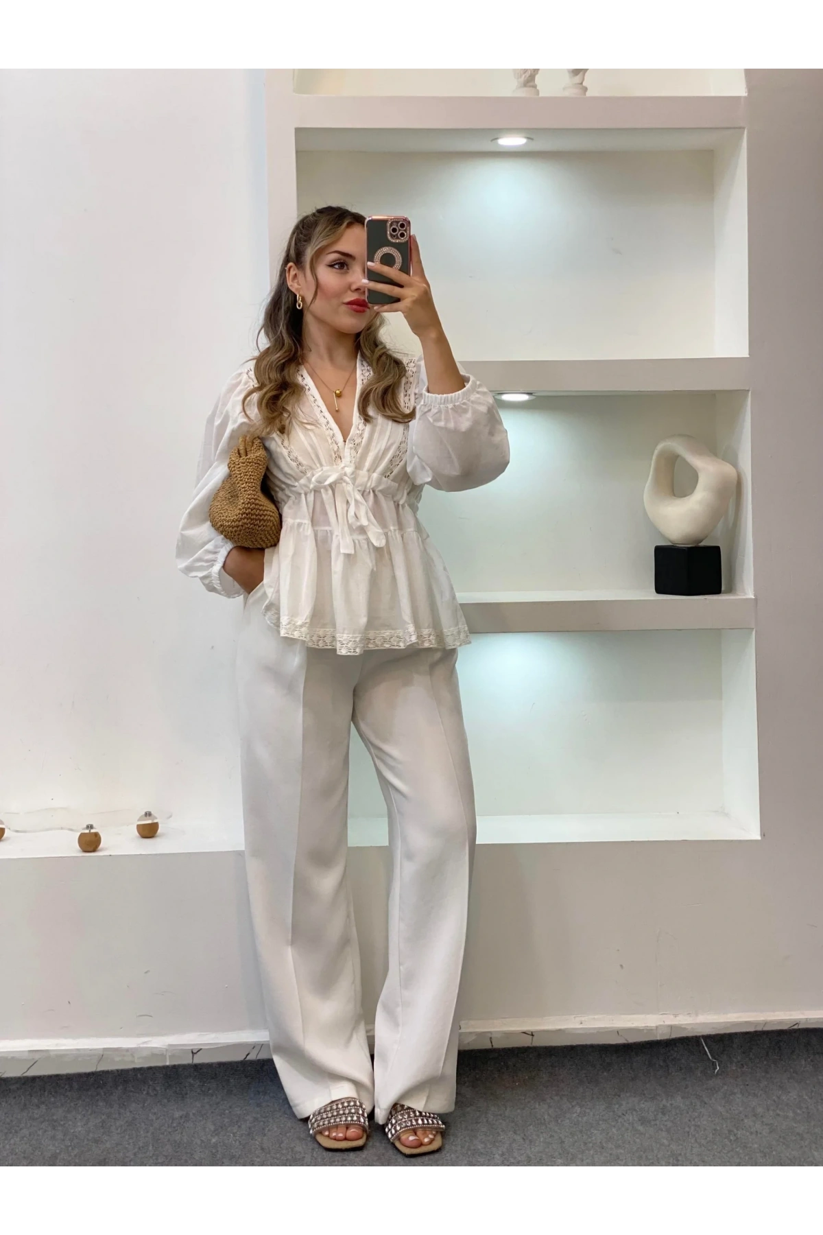 Kadın Ekru V Yaka Uzun Kollu Dantel Garni Detaylı Önden Bağlamalı Pinterest Peplum Bluz