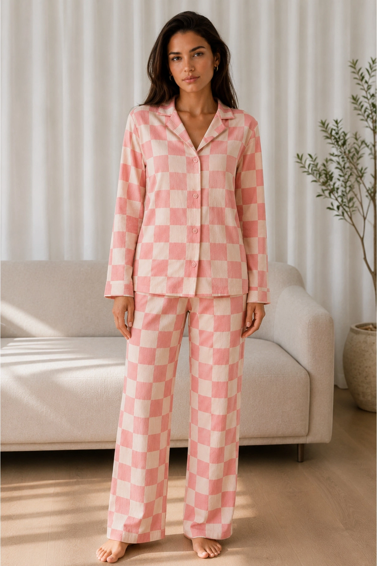 Kadın Pembe Dama Desenli Düğmeli Gömlek Yaka Uzun Kollu Pantolonlu Pijama Takımı