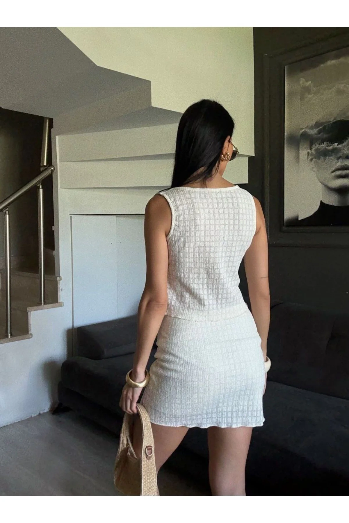 Kadın Ekru Önü Bağlamalı Dekolteli U Yaka Gofre Dokulu Crop Bluz ve Mini Etek 2li Takım