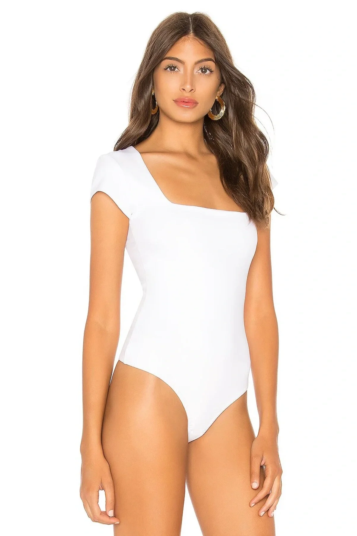 Kadın Beyaz Kare Yaka Kısa Kap Kol Vücudu Saran Sandy Kumaş Basic Tanga Bodysuit