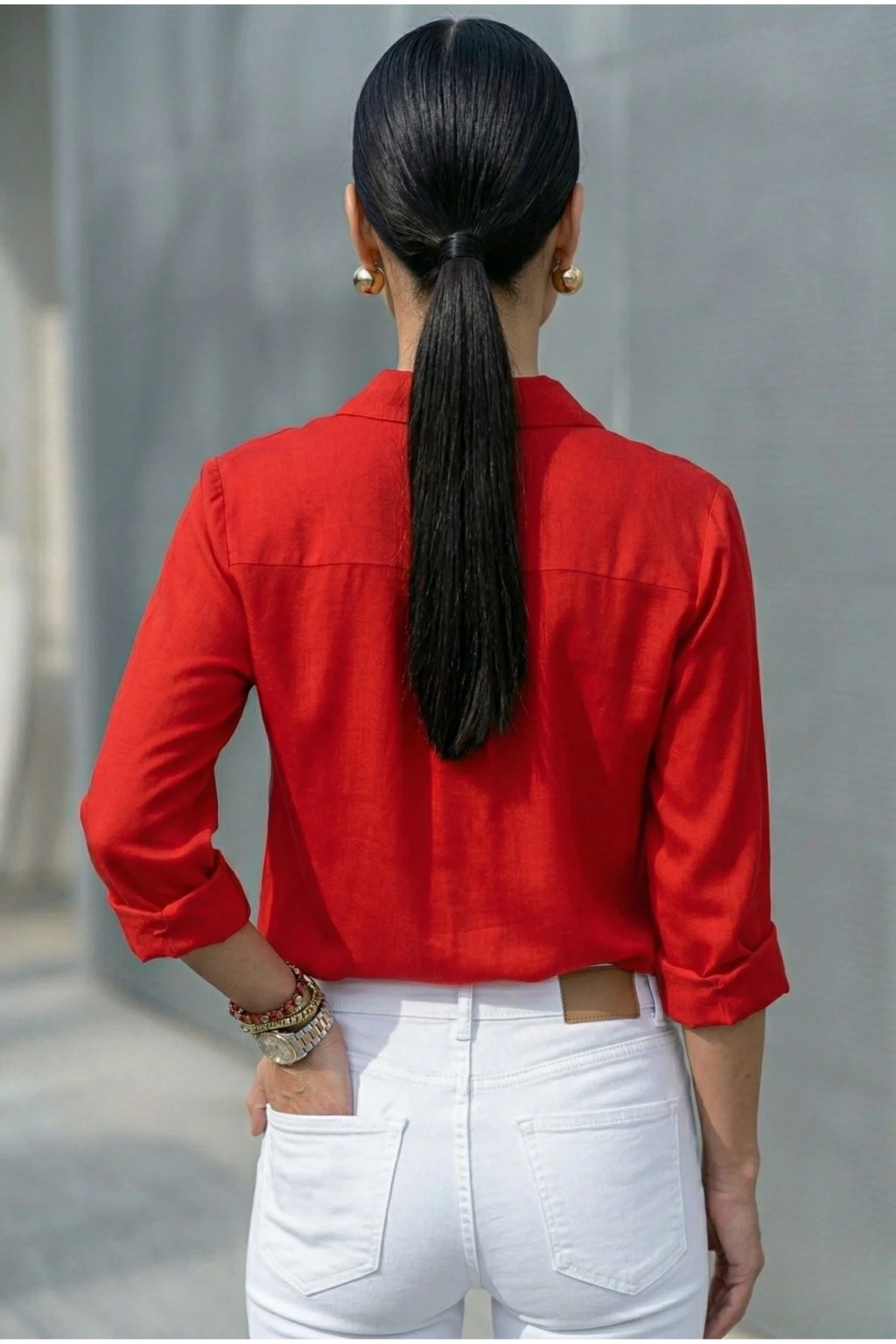 Kadın Kırmızı Düz Renk Dokuma Uzun Kollu Manşetli Düğmeli Pamuklu Viskon Basic Gömlek