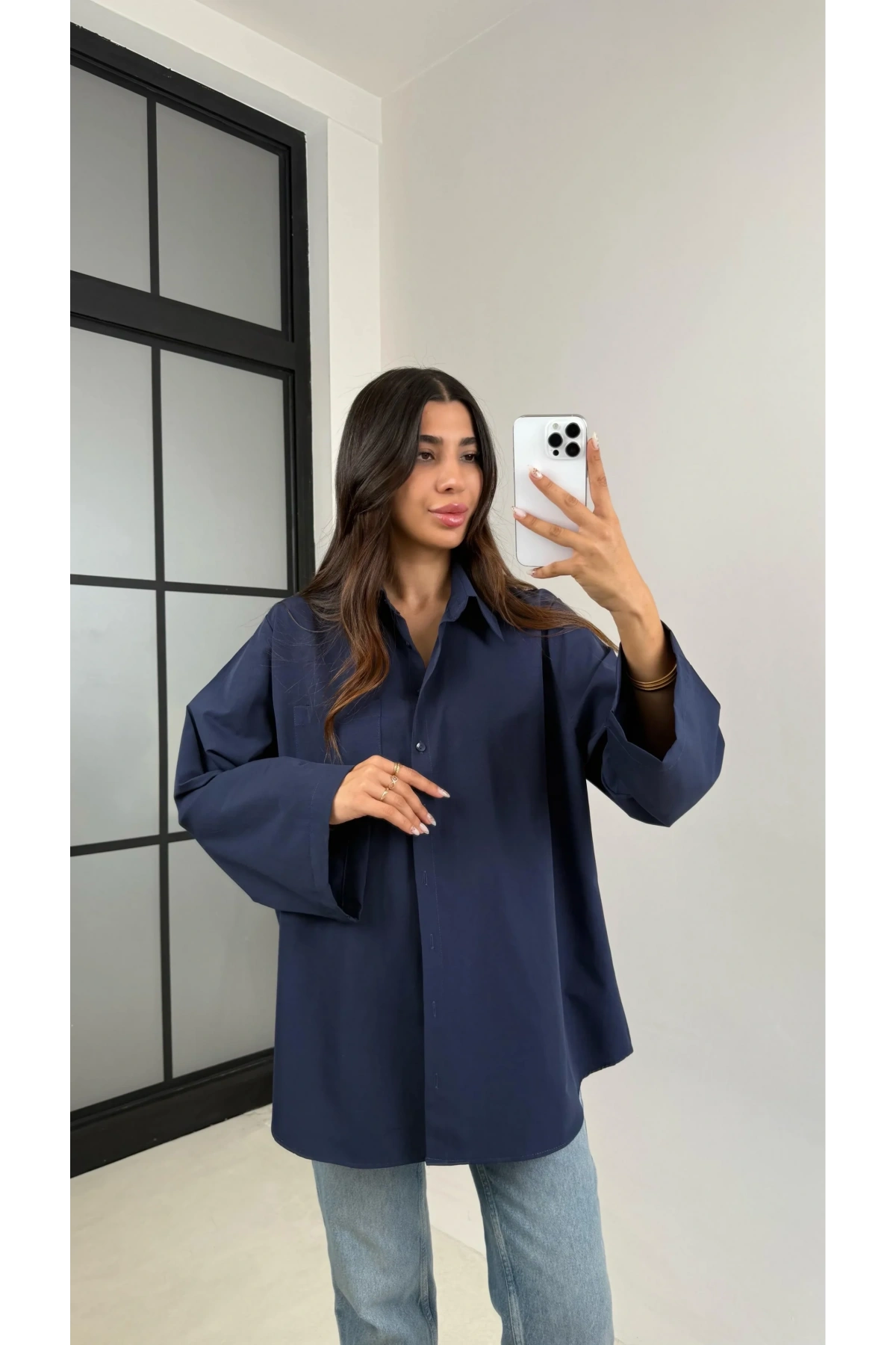 Kadın Lacivert Uzun Kollu Tek Cepli Geniş Manşetli Oversize Keten Karışımlı Tunik Gömlek