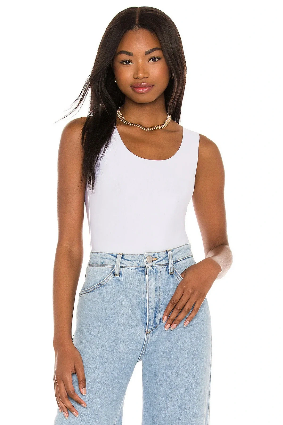 Kadın Beyaz Kalın Askılı U Yaka Alttan Çıtçıtlı Çift Kat Sandy Kumaş Basic Tanga Bodysuit