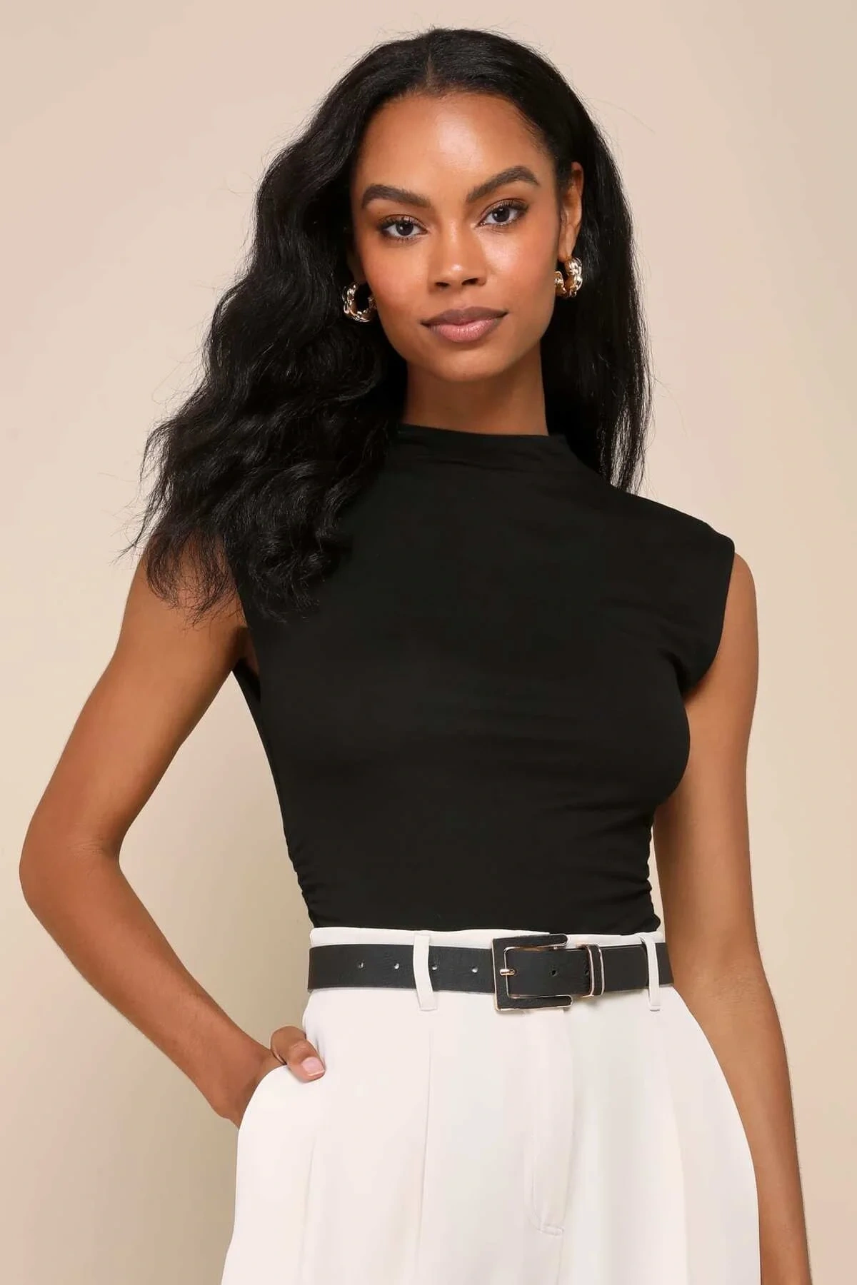 Kadın Siyah Yüksek Yaka Sıfır Kol Yanı Büzgülü Çıtçıtlı Çift Kat İpek Jarse Tanga Bodysuit