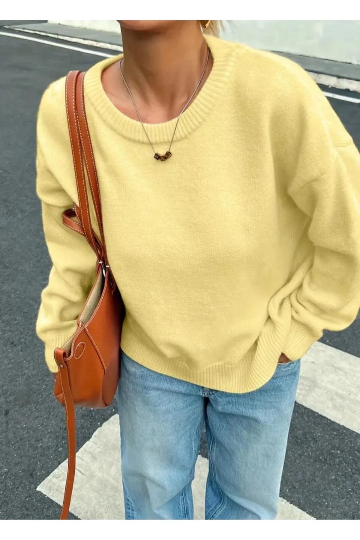 Kadın Sarı Bisiklet Yaka Uzun Kollu Oversize Yumuşak Dokulu Triko Kazak