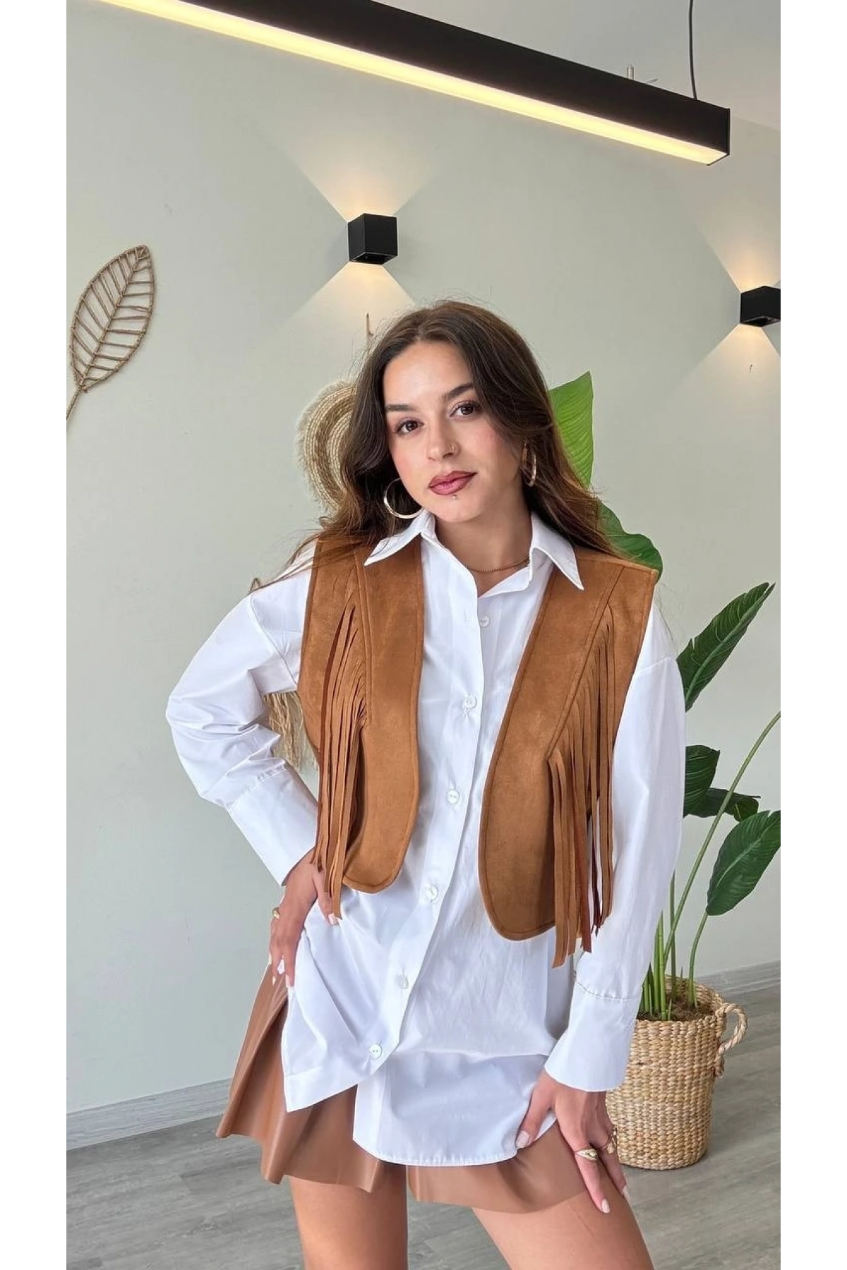 Kadın Taba Süet Püsküllü Kolsuz Crop Yelek Önü Açık Bohem Kovboy Model Kısa Yelek