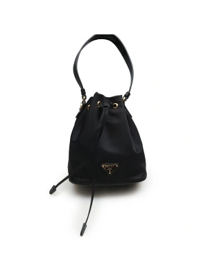 Prada Re-Edition 19,5*15,5*10 Mini Siyah Kadın Çanta