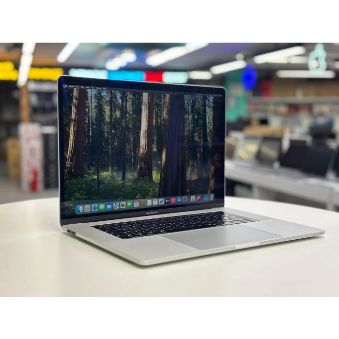 Apple A1990 MacBook Pro 16 Touchbar İ7 8850H (8.Nesil) 16Gb Ram 512Gb Ssd 4Gb E.Kartı 2018/ 0-250 D. B Kalite Sılver (2.EL 6Ay Garantili Laptop)
