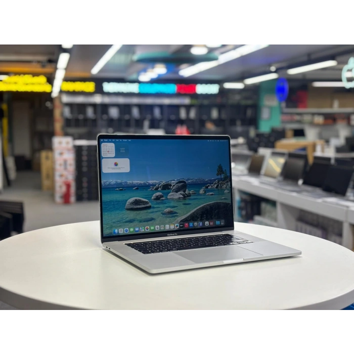 Apple A2141 MacBook Pro 16 Touchbar i7 9750H (9.Nesil) 16Gb Ram 512Gb Ssd 4Gb E.Kartı 2019/ 0-250 D. B Kalite Sılver (2.EL 6Ay Garantili Laptop)