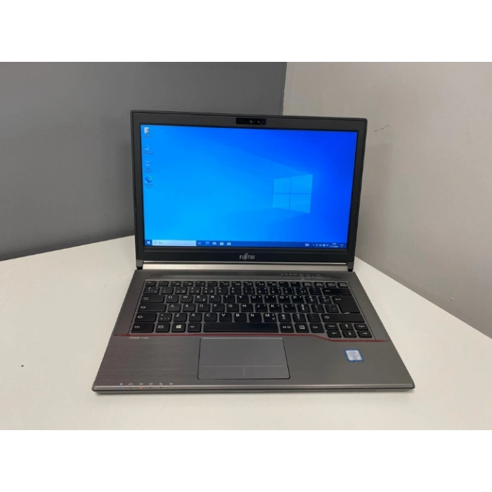Fujıtsu Notebook Lıfebook E746 intel i5 6300U 8Gb 256Gb Ssd Dvd-Rw 14Hd (C Laptop) 2.EL 3Ay Garanti
