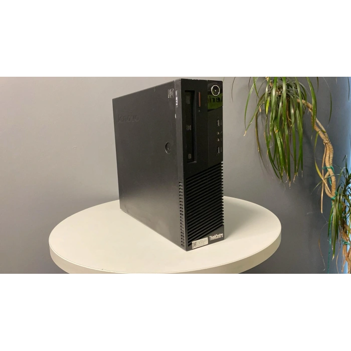 Pc Lenovo Thınkcentre M83 (Yatay) İ5 4.Nesil Ddr3 (Ram + Hdd Yok) O/B Vga Masaüstü Kurumsal Ofis Bil