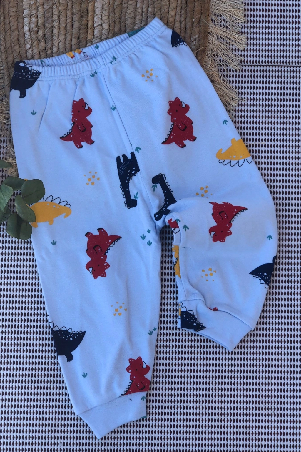 Nayinom Manşetli Tek Alt