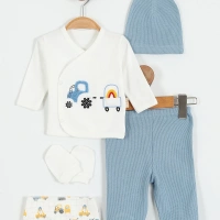 Babayım Traktör Nakışlı Erkek Bebe Takım