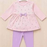 Fiyonklu Çiçek Desenli Kız Bebek Takımı