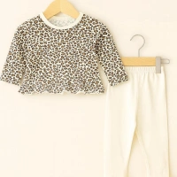 Leopar Desenli Bebek Takımı