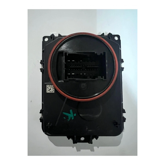 VOLKSWAGEN TİGUAN 2017-2021 LED FAR BEYNİ 8V0907399B Uyumlu