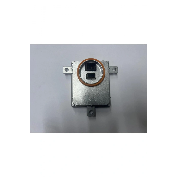 PASSAT CC  AUDI A3 Q7 Q5 Q3 XENON FAR BEYNİ 8K0941597B Uyumlu