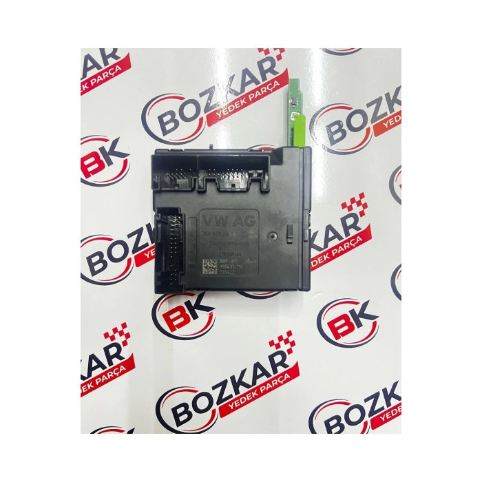 3C0959793B PASSAT TİGUAN SOL ÖN KAPI CAM MOTORU