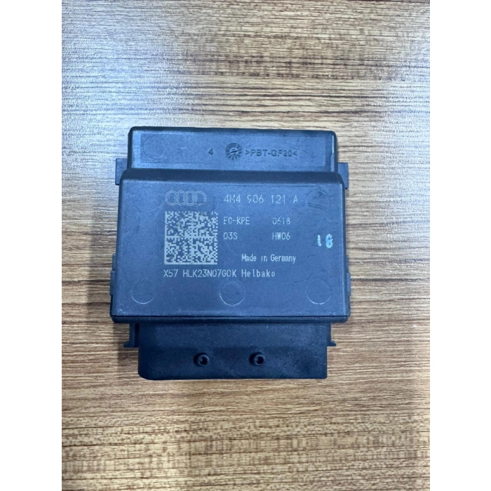 Audi A6 C7 Q7 Q8 Otomobil Için 4M4906121A