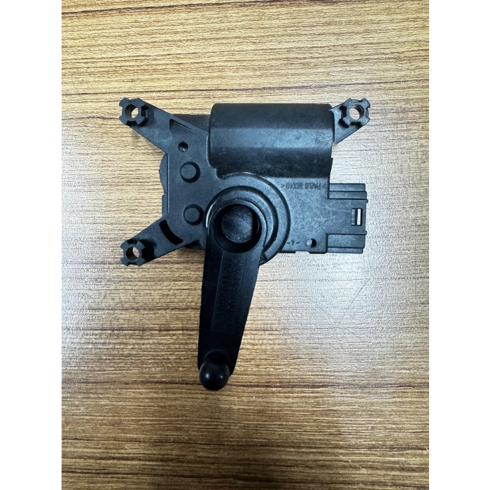 7L0907511AK KALORİFER SICAKLIK AYAR MOTORU Q7 TRANPORTER 03-15