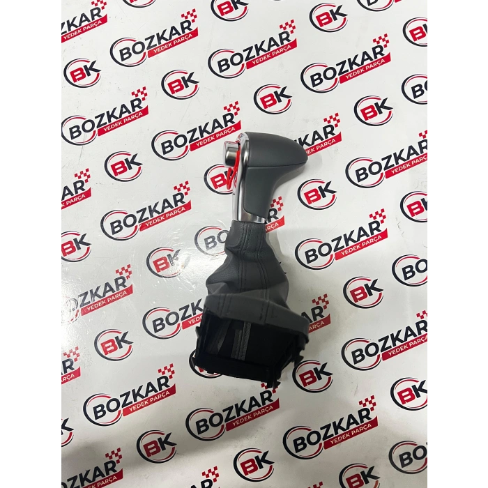 Audi A4 B8 Otomatik Vites Topuzu