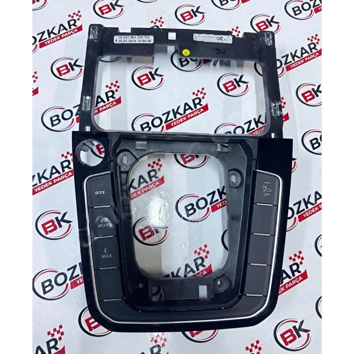 Passat B8 Arteon Orta Konsol Vites Paneli 3G1864263