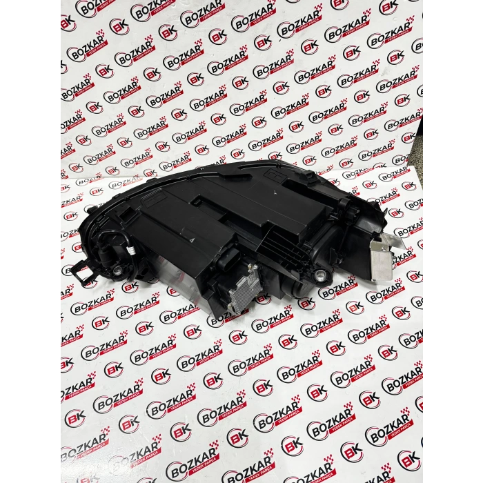 Passat B9 Led Headligt Sol Far Sıfır 3j1941029