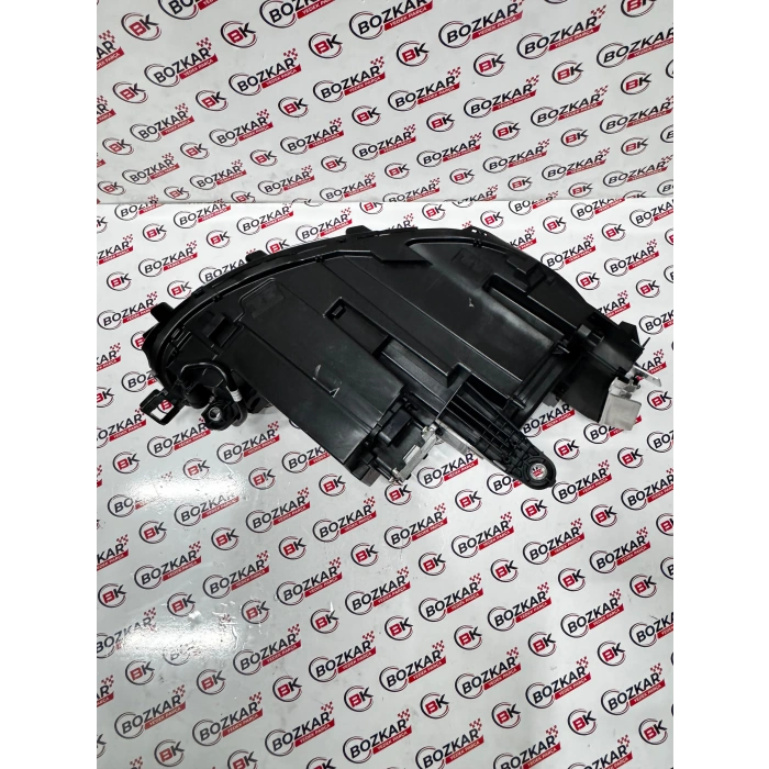 Passat B9 Led Headligt Sol Far Sıfır 3j1941029