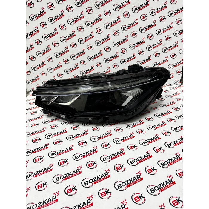 Passat B9 Led Headligt Sol Far Sıfır 3j1941029
