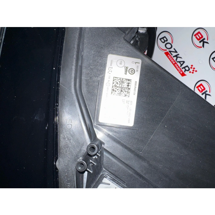 Passat B9 Led Headligt Sol Far Sıfır 3j1941029