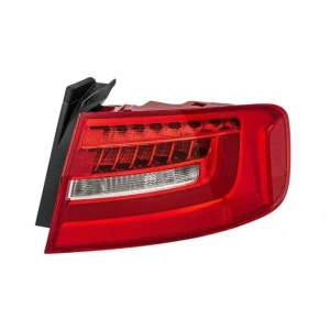 Audi A4 Stop Lambası Dış Sağ 2013-2016 8K5945096AC