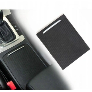 C Serisi W203 2000-2007 Orta Konsol Perdesi Siyah A2036800123 SYH