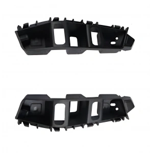 Vw Touareg 2011-2014  Ön Tampon Braketi Sol 7P6807049