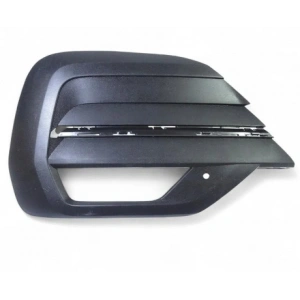 Vw Transporter T8 2019-2024 Sağ Tampon Kapağı 7LA807490
