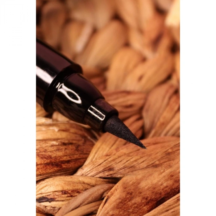 4lü Desenli Çift Taraflı Eyeliner Seti