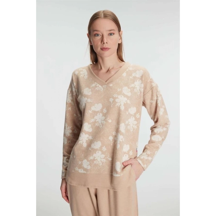 Anıl Jakarlı Uzun Kol V Yaka Pijama Takımı