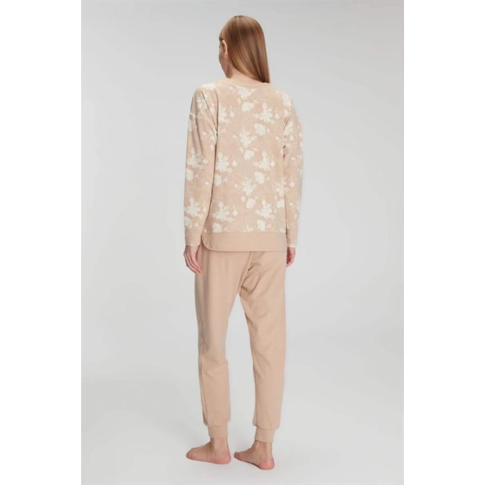 Anıl Jakarlı Uzun Kol V Yaka Pijama Takımı