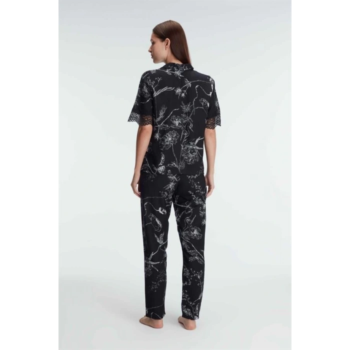 Secretsita Yarım Kollu V Yaka Kadın Viskon Çiçek Desenli Yazlık Dokuma Dantel Detaylı Pijama Takımı