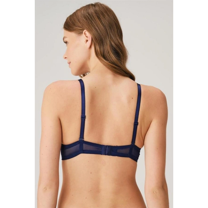 Balenli Destekli Dolgulu Askıları Çıkabilen Yaka Detaylı T-Shirt Sütyeni